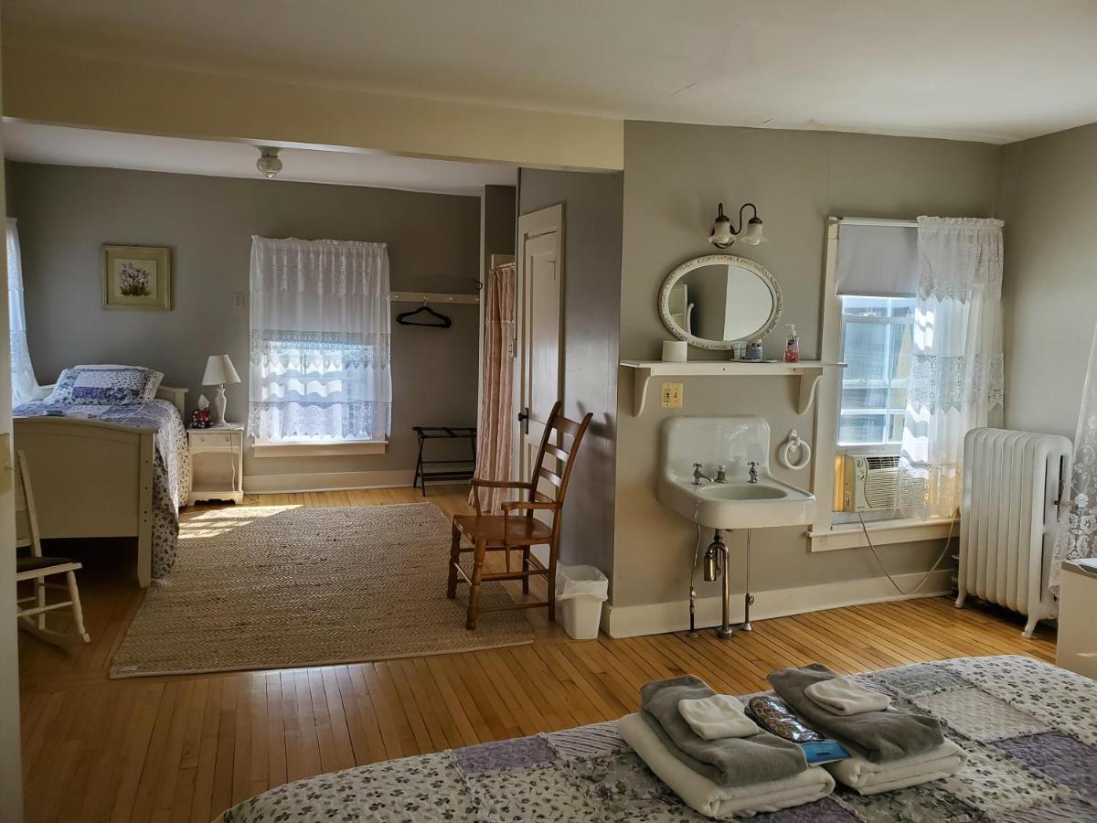 The Cornish Inn Extérieur photo