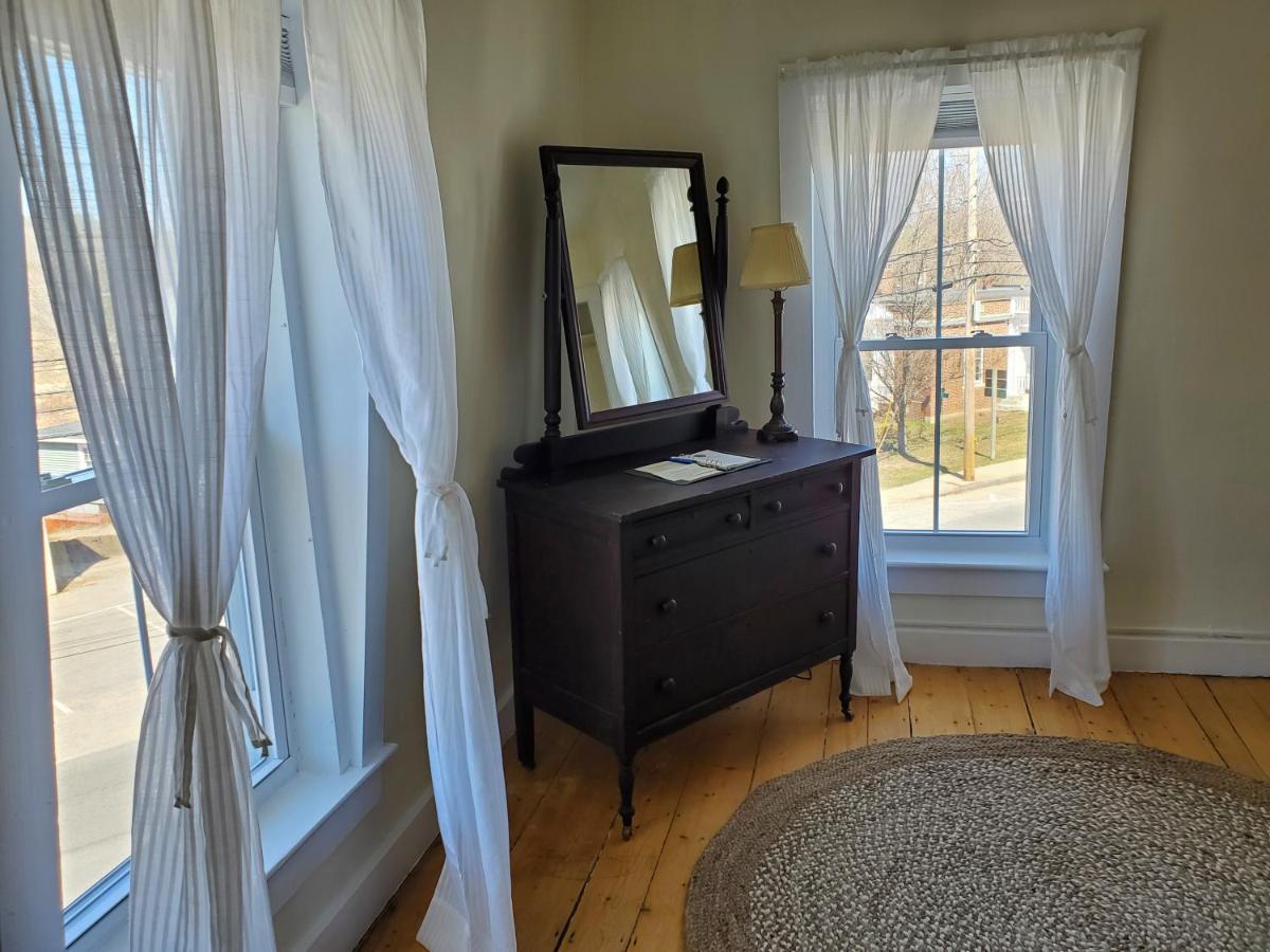 The Cornish Inn Extérieur photo