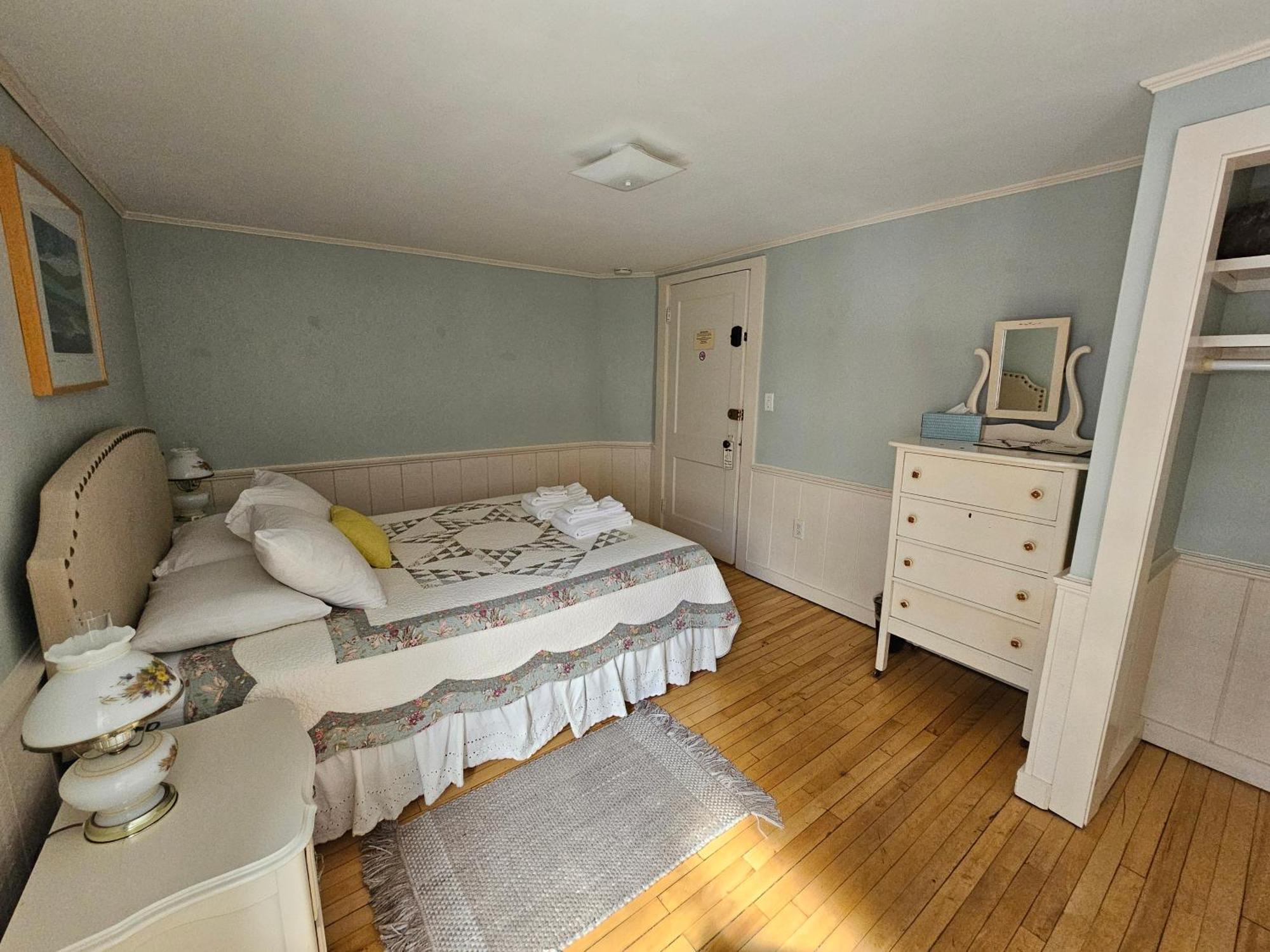 The Cornish Inn Extérieur photo